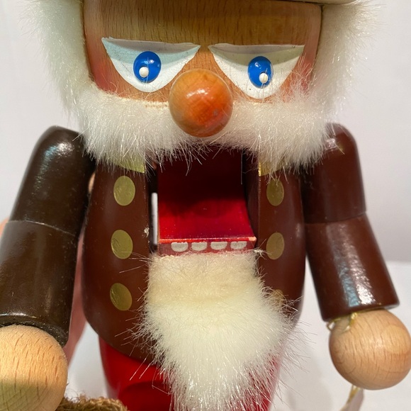 Steinbach Chubby Gold Nico Nutcracker 13" Tall German Wooden Burlap Bag S743 - Picture 4 of 11
